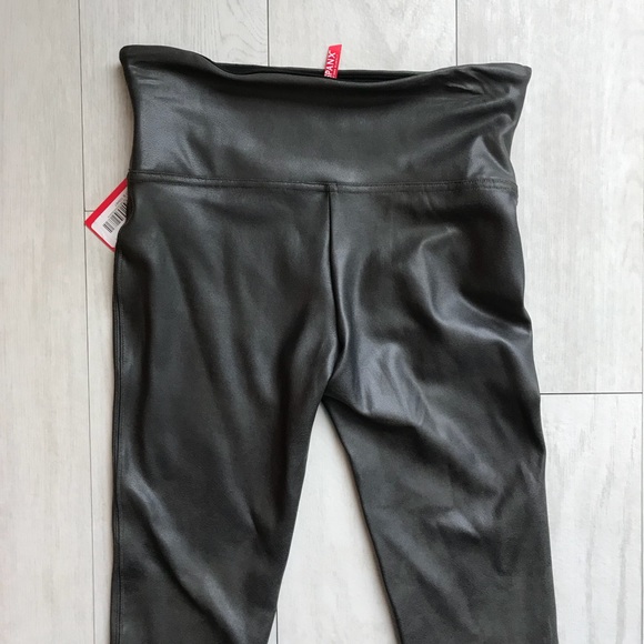 ♥️SPANX Leather Leggings - Gunmetal Gray NWT - Picture 5 of 7